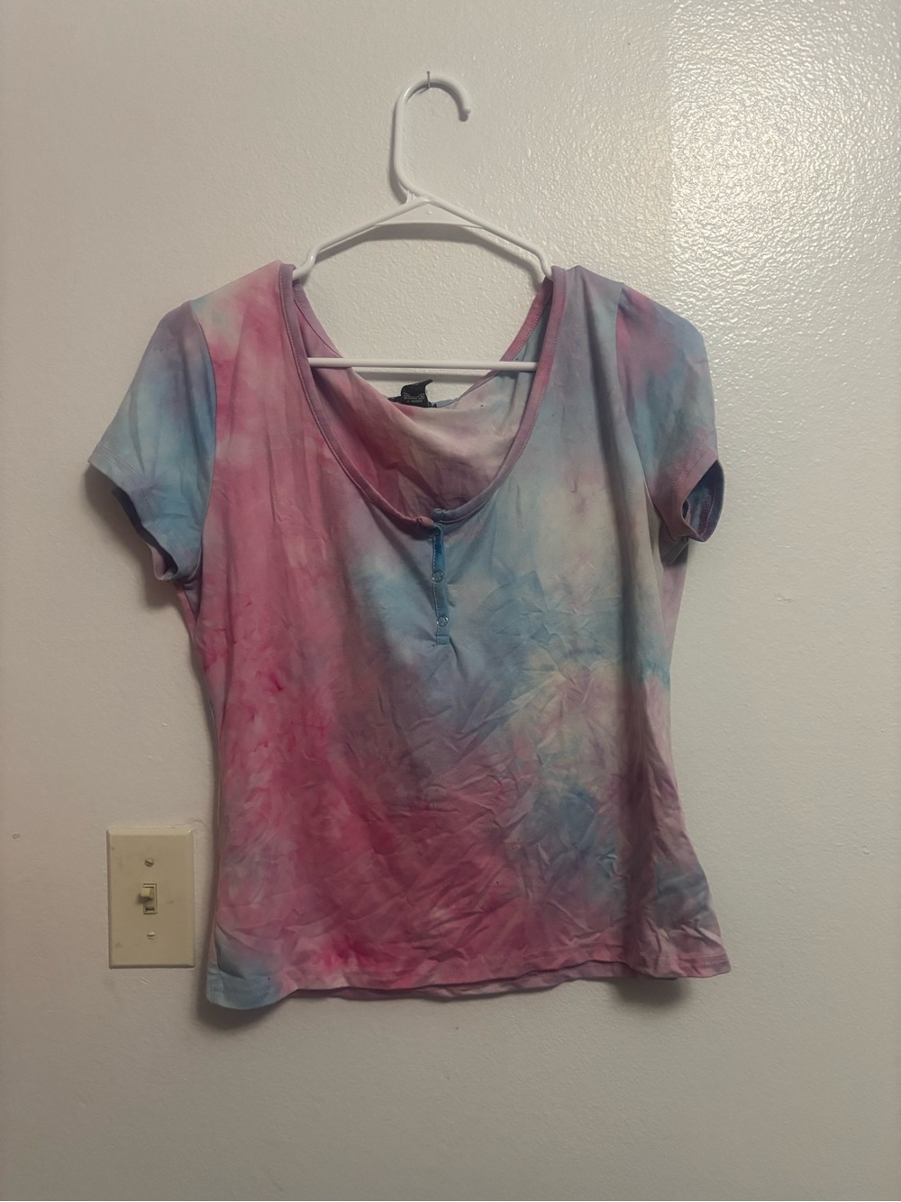 Rue 21 Pink & Blue Tie-Dye Henley Tee women’s size large